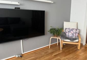 Mysig l  genhet med egen uteplats allows 18 year olds to book a room