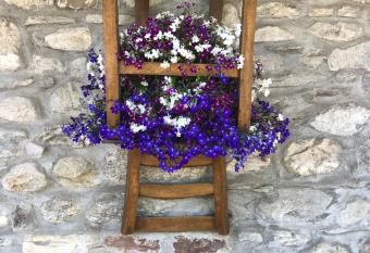 Casa Nonna Elide allows 18 year olds to book a room