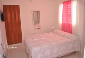 Residencial Lucy allows 18 year olds to book a room