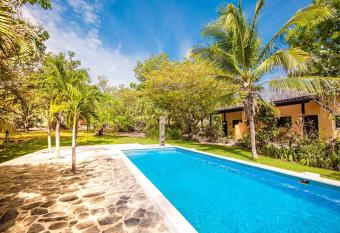 Casa PLUMA has Balcony rooms