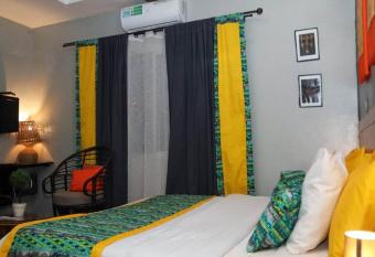 Villa Wilda has rooms with a private hot tub