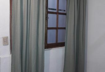 Departamento Mendoza allows 18 year olds to book a room