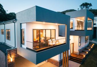 Ayubo has Balcony rooms