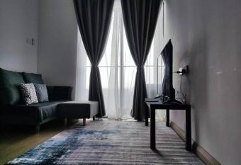 The Grand SS15 2BRs Infinity Pool 200Mbps WiFi allows 18 year olds to book a room