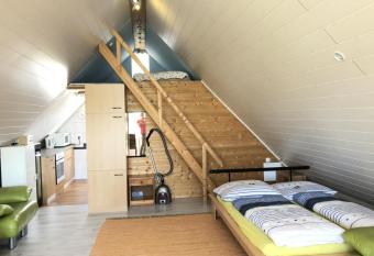 Fewo 73 Ferienwohnung in ruhiger Lage allows 18 year olds to book a room