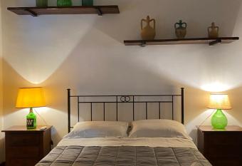 Palazzo Giordano Luxury Rooms allows 18 year olds to book a room