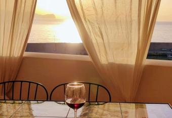 La Casa del Pescatore has Balcony rooms