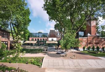 Hotel Arena has Balcony rooms