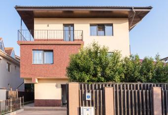 Pensiunea Grand has Balcony rooms