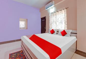 OYO Flagship 81431 Hotel New Star allows 18 year olds to book a room