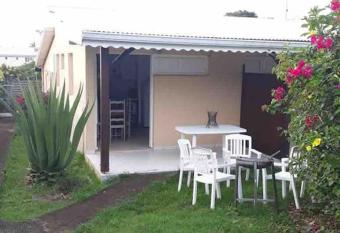 Le Nautilus de L Anse 2 AG allows 18 year olds to book a room