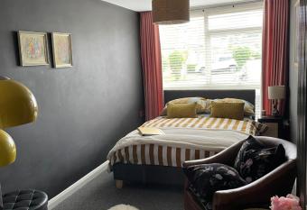 The Big Slepe allows 18 year olds to book a room