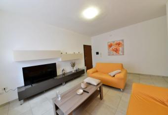 Fenix house has Balcony rooms