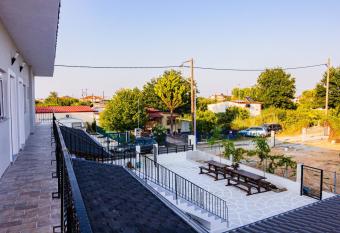 Harmony Apartments has Balcony rooms