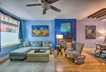 Contemporary Townhome in Midtown Harrisburg! allows 18 year olds to book a room