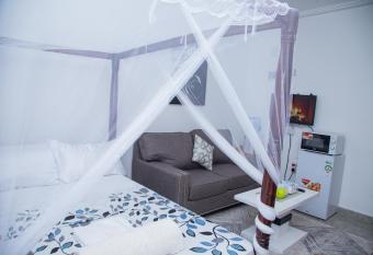 Waridi Homes allows 18 year olds to book a room