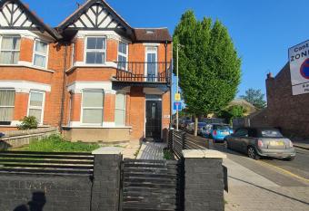 Marble House has Balcony rooms