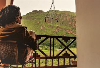 Bobinsana Ronin has Balcony rooms