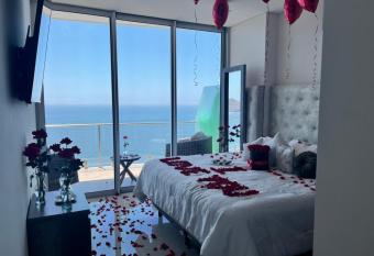 Camino al Mar allows 18 year olds to book a room