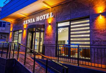 ZEN  A OTEL has Smoking/Balcony rooms