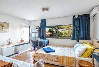 Studio in Gastouni has Balcony rooms