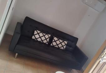 Le num  ro 2 has Balcony rooms