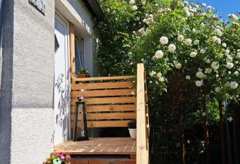 Ferienwohnung Rosengarten has Balcony rooms