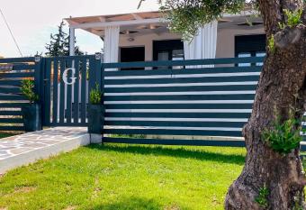 Gardy rooms allows 18 year olds to book a room