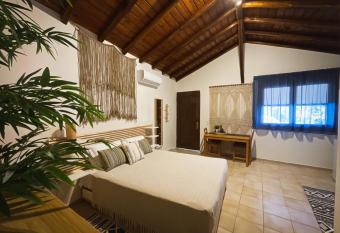 Spitaki Guest House has Balcony rooms