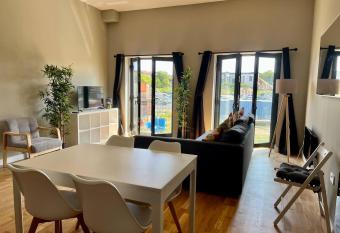 SoHot Stays Funfair Apt Sleep 6 Central allows 18 year olds to book a room