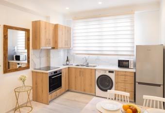 Fiera Luxury Apartments. has Balcony rooms