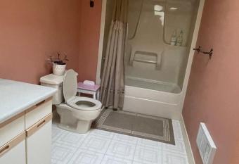 Panoramic Ocean View has rooms with a private hot tub