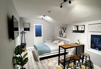 DVM escape Flat 2 has Balcony rooms