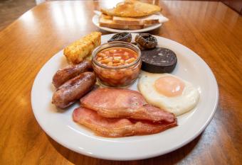 Pontcysyllte Chapel Tearoom allows 18 year olds to book a room