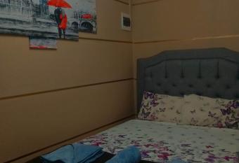 The London Transient House has Balcony rooms