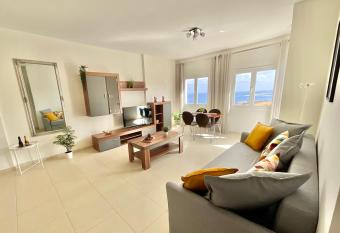 Chocolate Cream has Balcony rooms