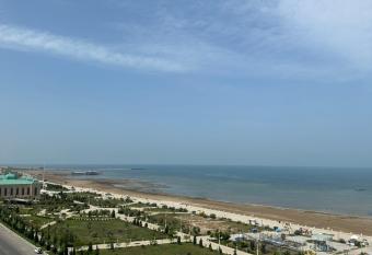 3 Room Apartment with a Spectacular View to the Caspian Sea has Balcony rooms