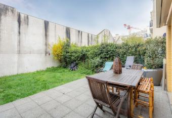 Verdure St Ouen has Balcony rooms