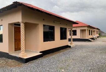TWIN BRIDGE LODGE has Balcony rooms