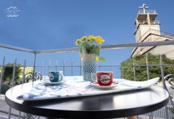 Carpe Diem House has Balcony rooms