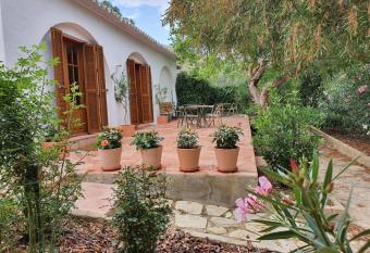 Molino de Las Pilas - Ecoturismo - Caminito del Rey has Balcony rooms