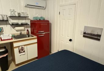 North Beach Motel allows 18 year olds to book a room