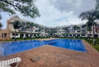 Adam s New Apartment Pool .100Mbps Fiber. Walk to the beach 10 min . allows 18 year olds to book a room