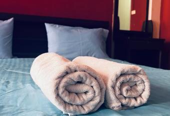 Lucky Guesthouse has Smoking/Balcony rooms