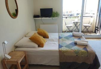 Studio ultra cosy et chic avec vue sur l oc  an 3* has Balcony rooms