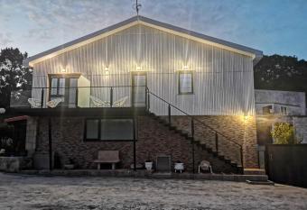 Casi  as A Granxa has Balcony rooms