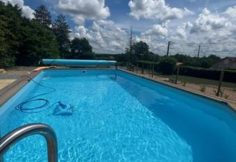 Le Douillet - The Snug has Balcony rooms