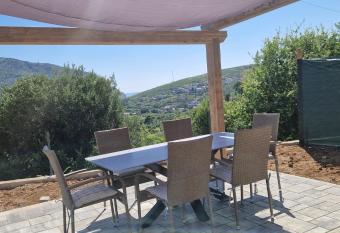 House LADAN ground floor has Balcony rooms