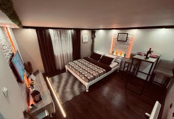 Apartman Podroom allows 18 year olds to book a room