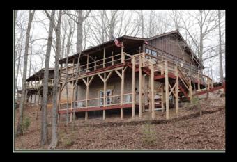 Sycamore Country Cottage allows 18 year olds to book a room